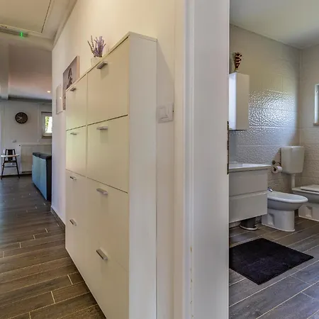 度假居 Lovely In With Kitchen *