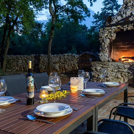 Lovely In With Kitchen Vakantiehuis
